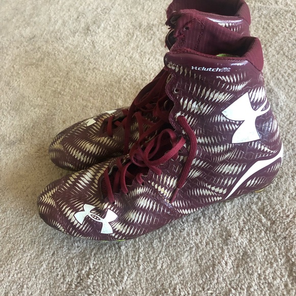 Under Armour Cleats - Picture 4 of 5